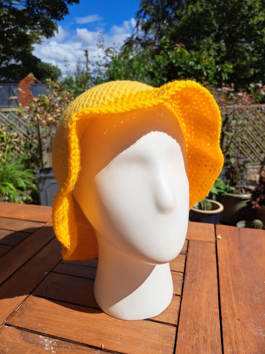 Daffodil Yellow Summer Hat