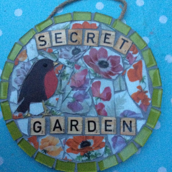 Secret Garden sign