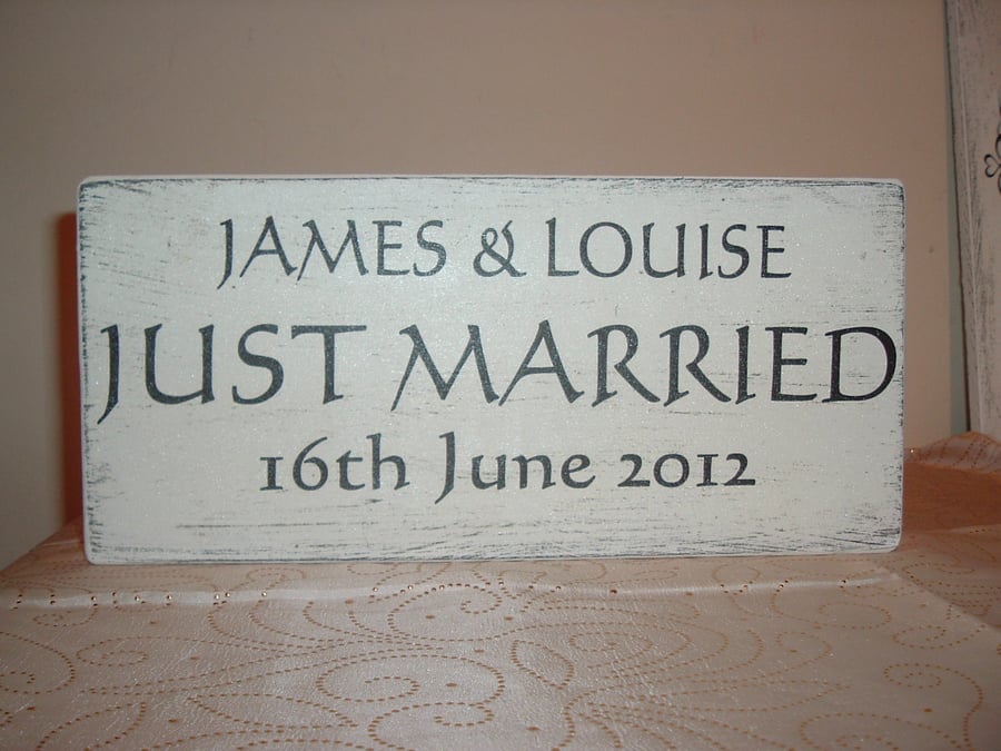 Personalised Just Married Plaque Shabby Chic Distressed sign