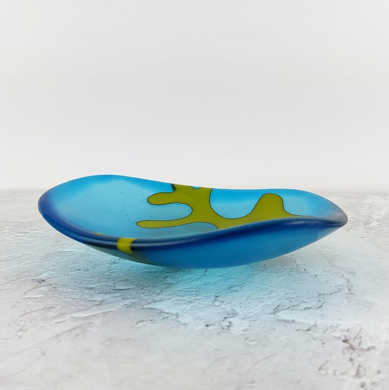 Turquoise Blue Glass Dish with Seaweed Design