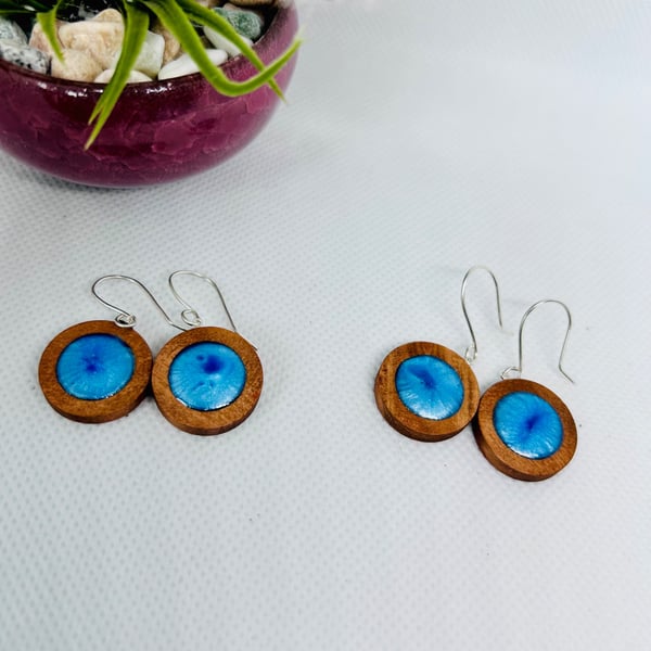 Sterling Silver Vibrant Blue 15mm Resin Earrings FREEPOST