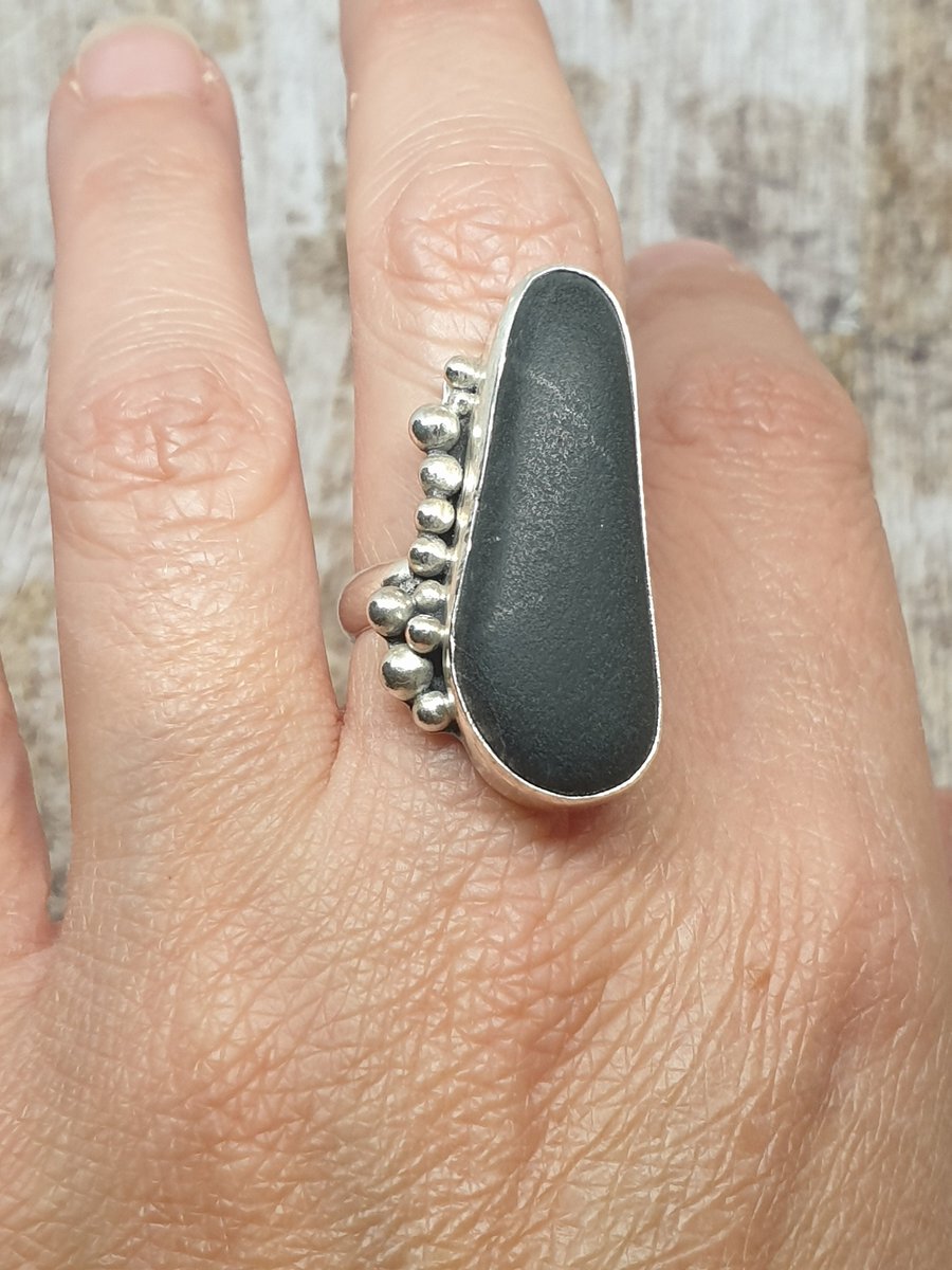 Sterling Silver 925 Unique Black Beach Pebble with Silver Ball Ring 