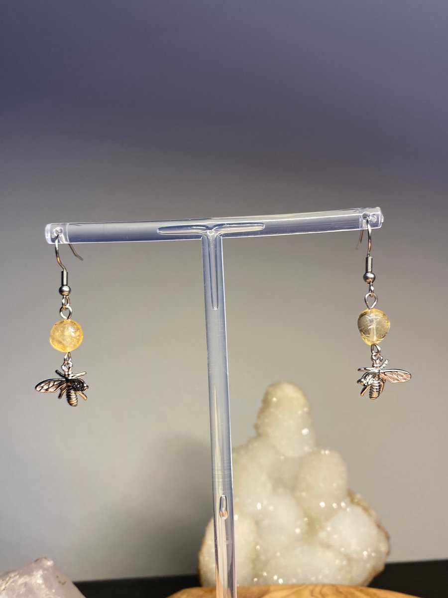 Ysabel - Bee Earrings 