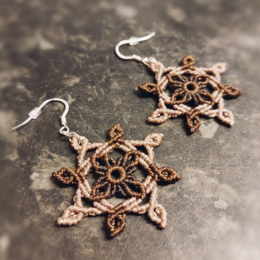 Tricoloured Macrame Mandala Earrings 