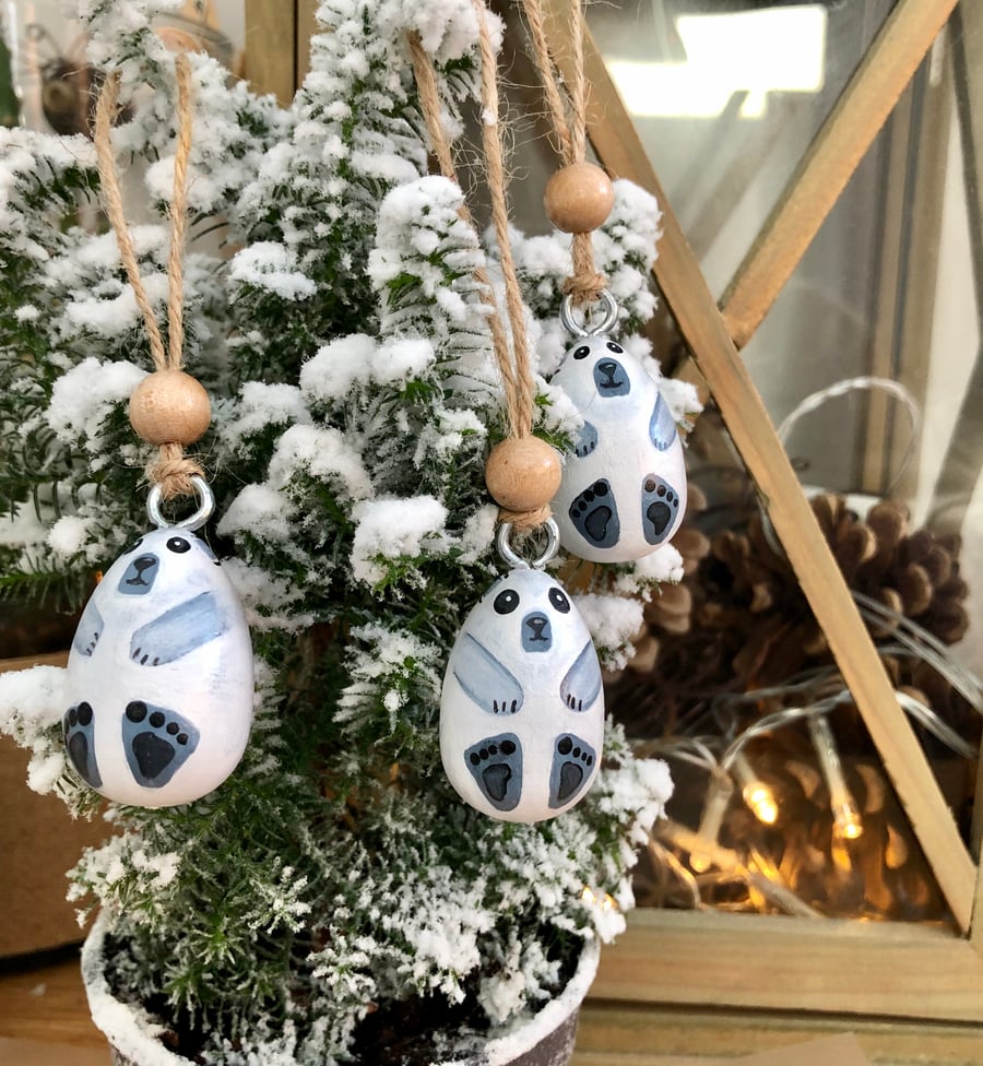 Polar bear small hanging decoration 