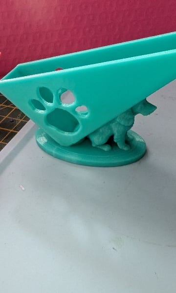 Pawfect grip Spaniel business card holder