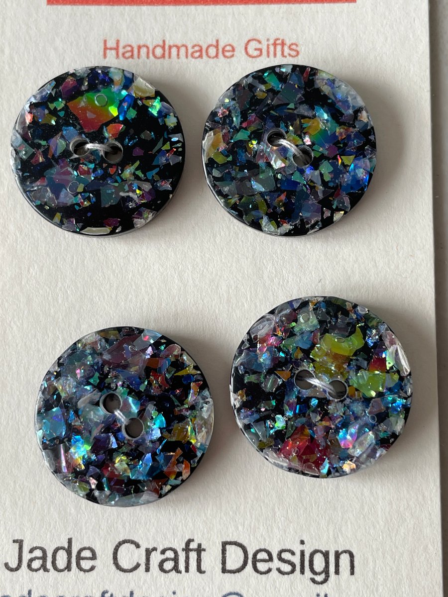 4 multicoloured plastic buttons - 22mm