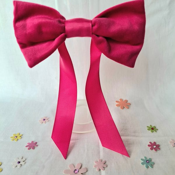 Pink velvet hair bow