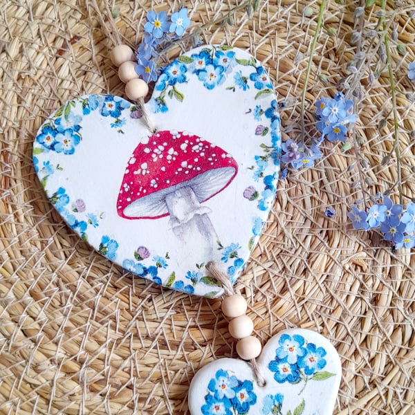 Clay Hanging Hearts FREE POSTAGE 
