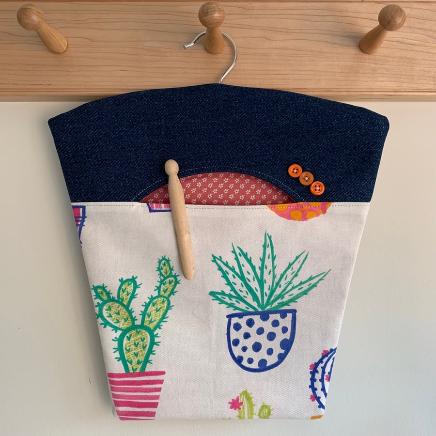 Cactus peg bag