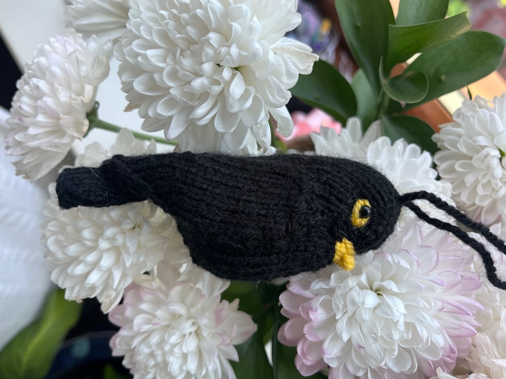 Blackbird hand knit tree decoration 