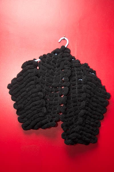 Black Wool Scarf With Tassels 