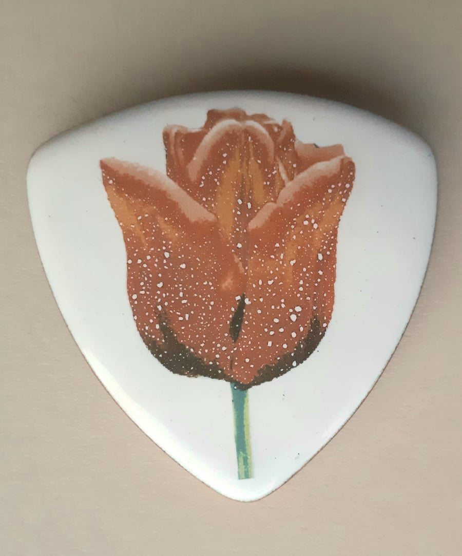 ‘Seconds Sunday’ Tulip Brooch