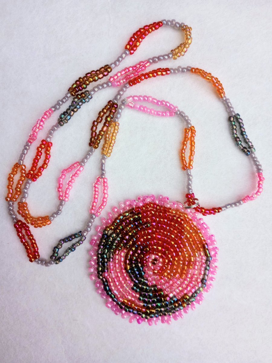 Pretty pink swirl ethnic beaded glass pendant necklace party gift