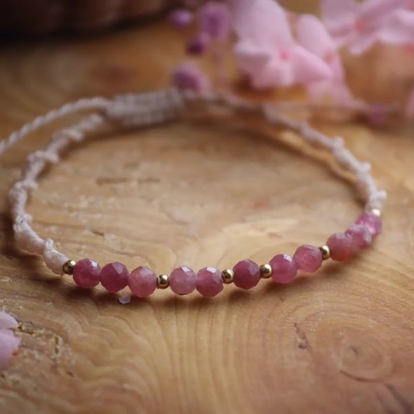 Bracelet with pink Tourmaline in beige
