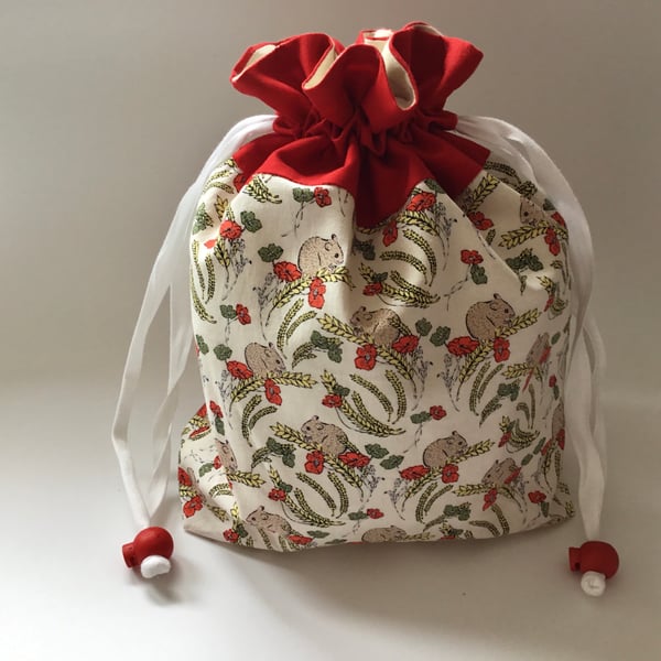 Field Mouse Drawstring Bag