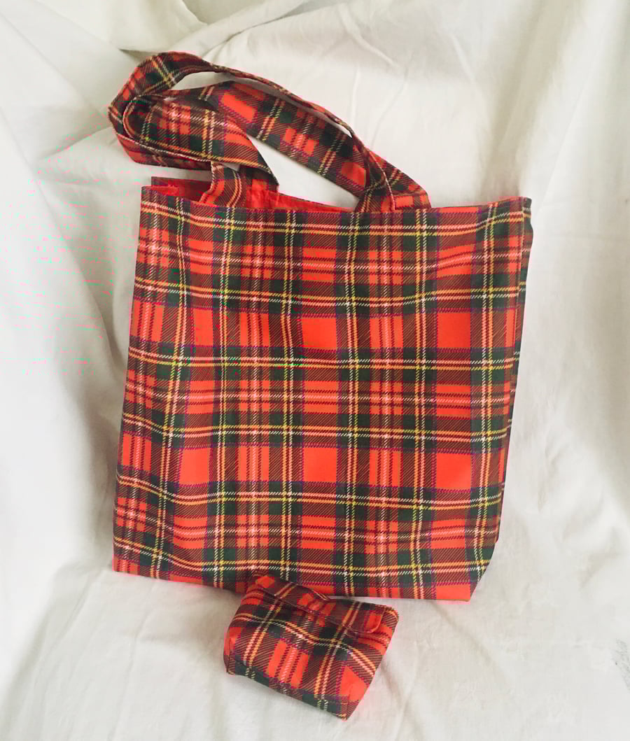 Fold Away Shopper Tote Bag & Matching Pouch, Water Resistant Shopping Bag.