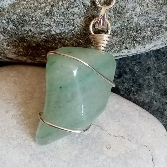 Wire-wrapped natural Aventurine Tumble Stone 