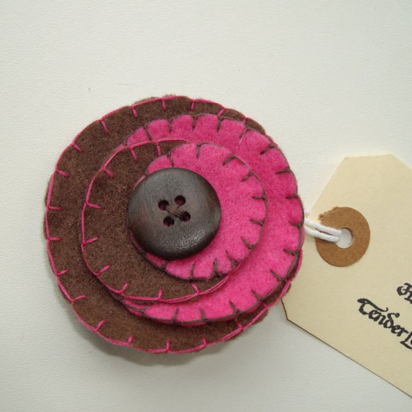Round Flower Brooch, Brown & Pink