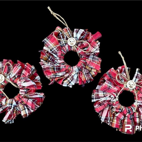 Set of 3  Rag Wreath, Red Plaid Wreath Decoration, Valentine Ornament