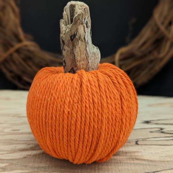 Macrame cord pumpkin