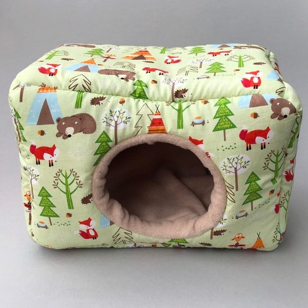 LARGE camping animals cosy bed. Cosy cube. Hedgehog House. Guinea pig house.