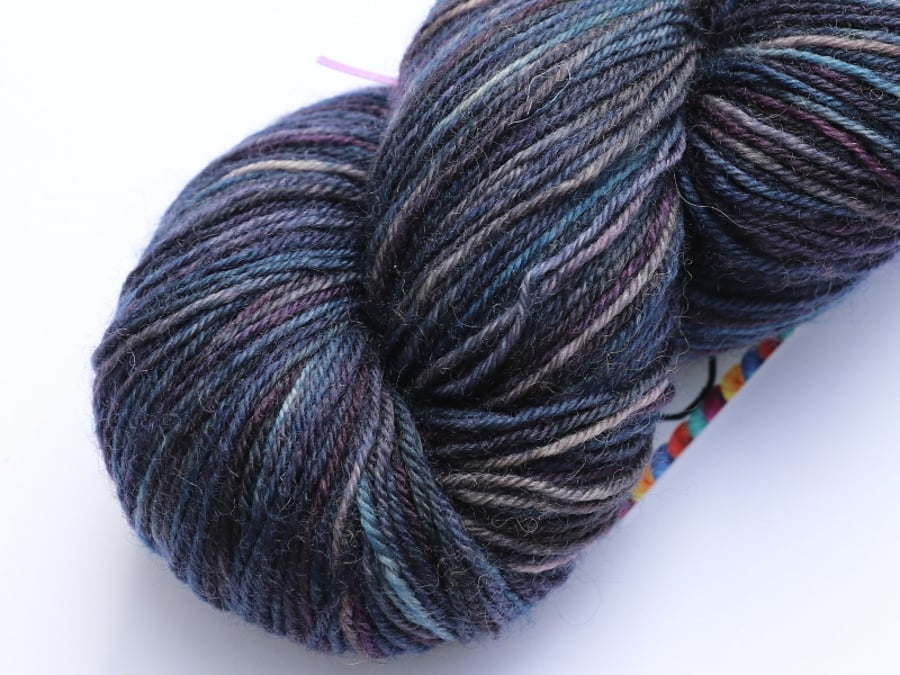 Industrial - Superwash Bluefaced Leicester 4 ply yarn