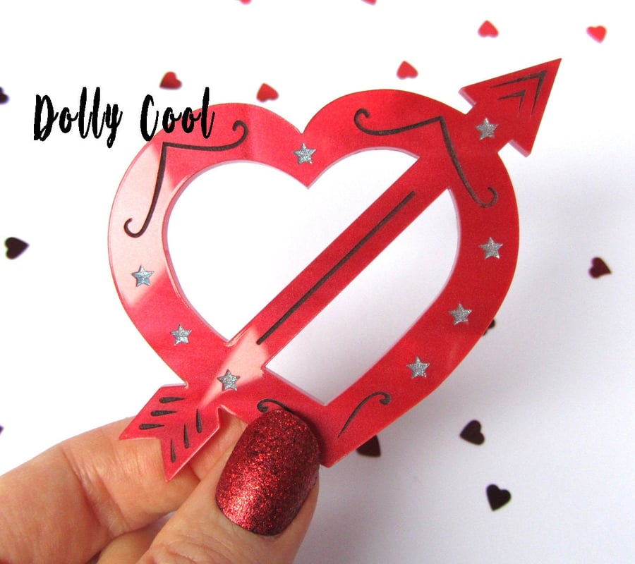 Heart and Arrow Acrylic Brooch by Dolly Cool - 40s 50s Reproduction - Vintage St