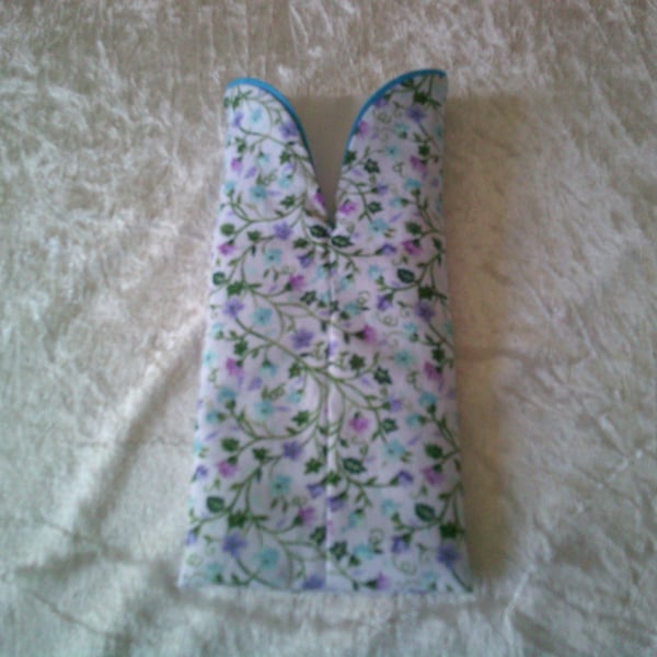 Fabric Glasses Case with Tiny Flowers