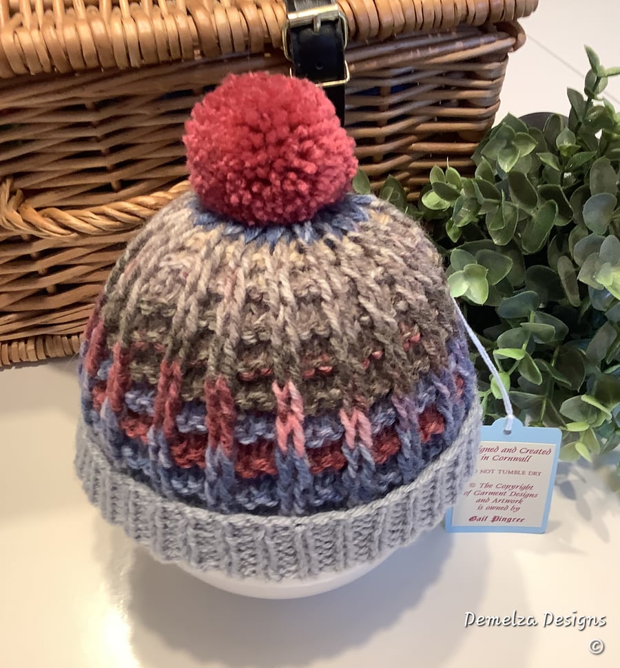 Toddler's Pom Pom Beanie Hat with Merino Wool 9-18 months size (Help a Charity)