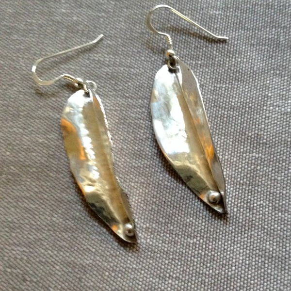 PURE FINE SILVER LEAF SHAPED EARRINGS WITH RAINDROPS - DANGLY - STUNNING!