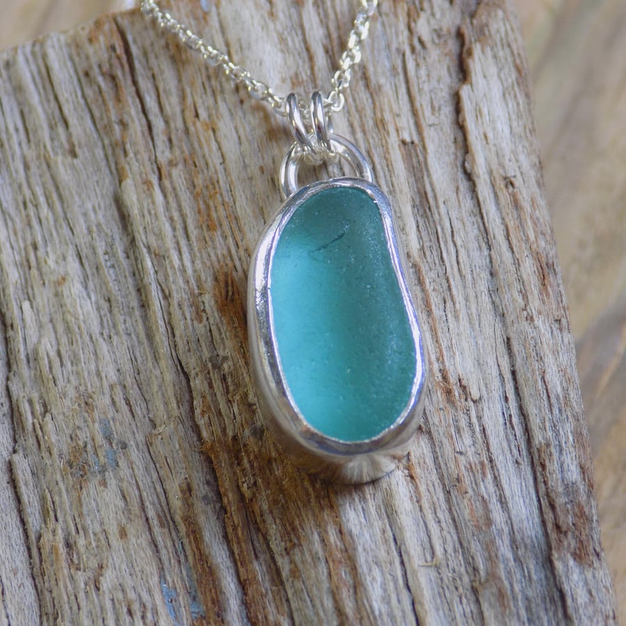 Silver and seaglass, bezel set pendant - aqua 