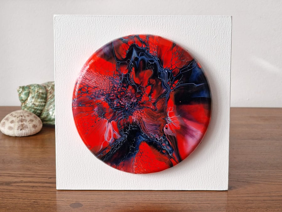 18.8cm x 18.8cm acrylic pour painting wall plaque
