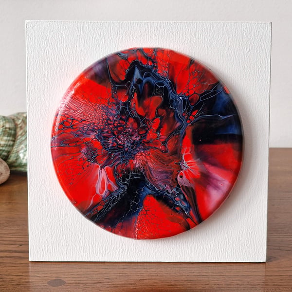 18.8cm x 18.8cm acrylic pour painting wall plaque