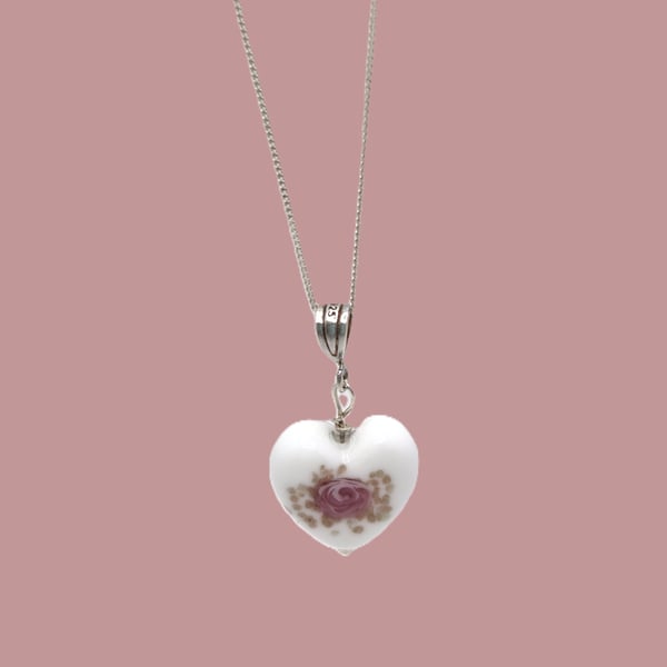 Murano glass hand painted heart pendant necklace