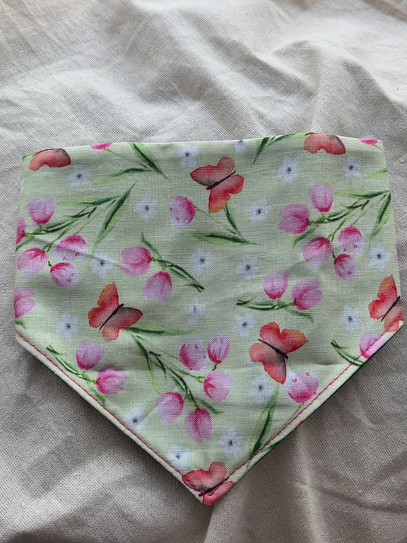Elasticated slip-on Dog Bandana - Size M