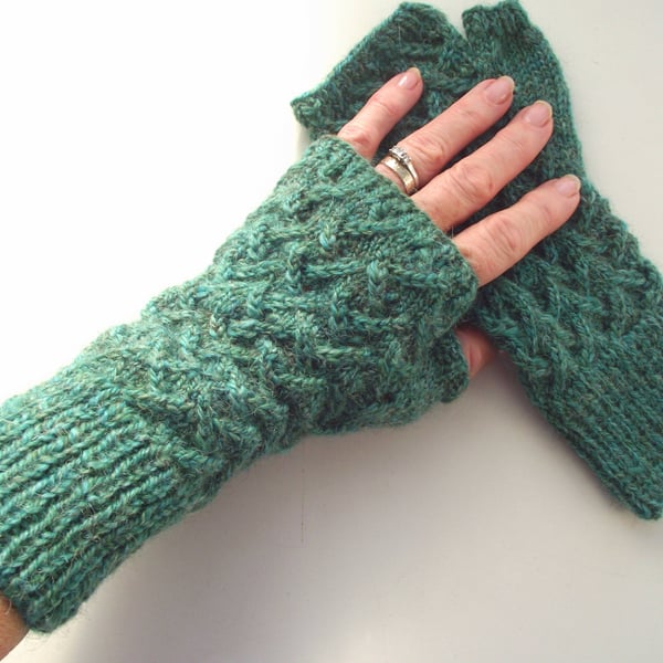 Green Fingerless Gloves, Handspun Knitted British Wool, Texting Wristwarmers