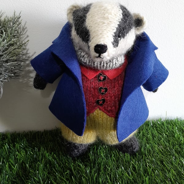Tommy Brock, dotpebblesknits design, Knitted Badger 