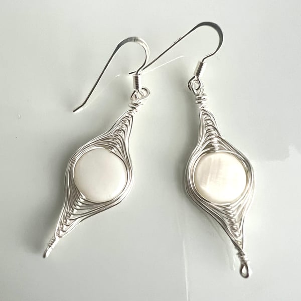 Silver Herringbone Wire Wrapped Earrings with White Mother Of Pearls.