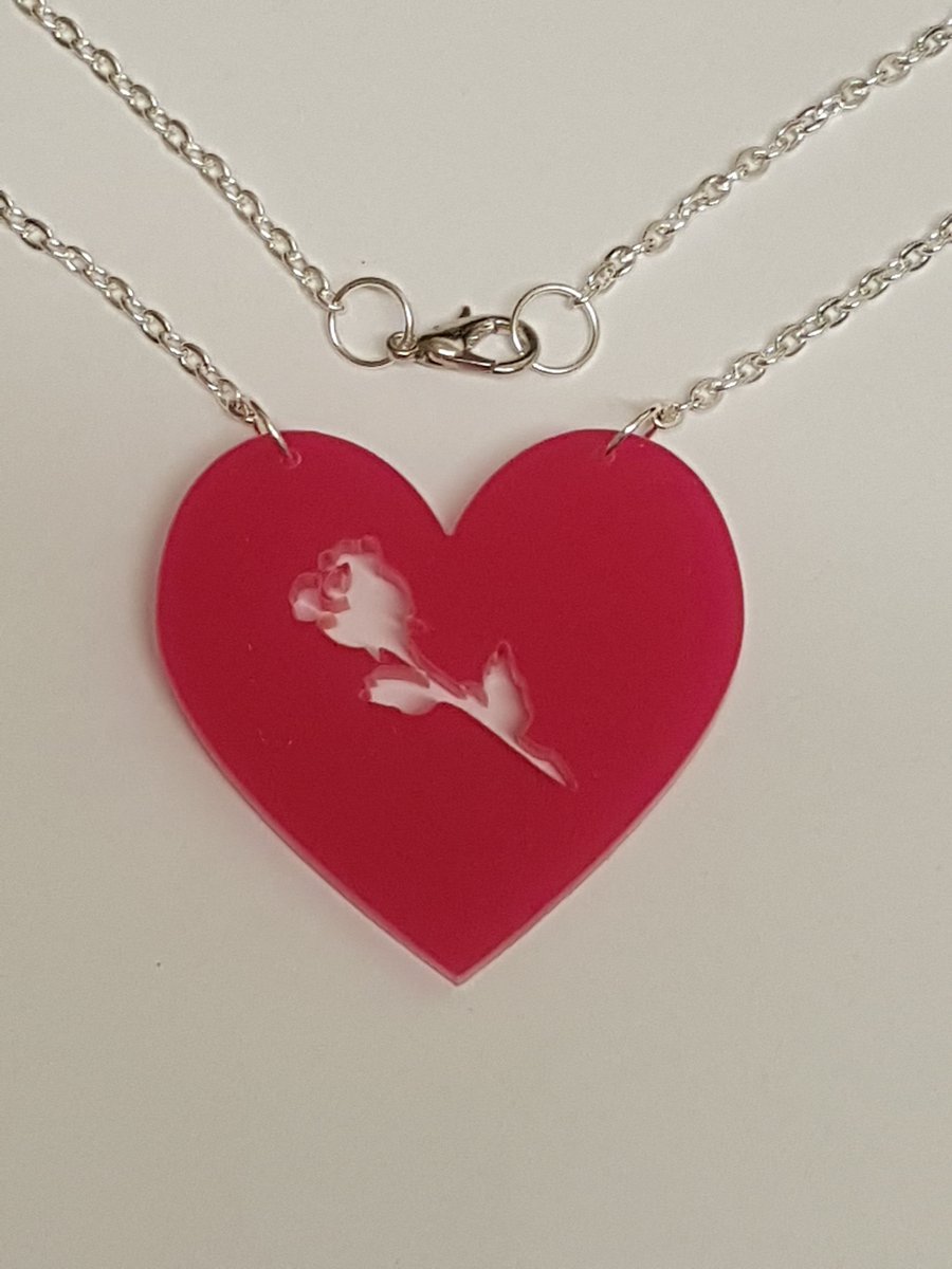 Heart Rose necklace - Acrylic