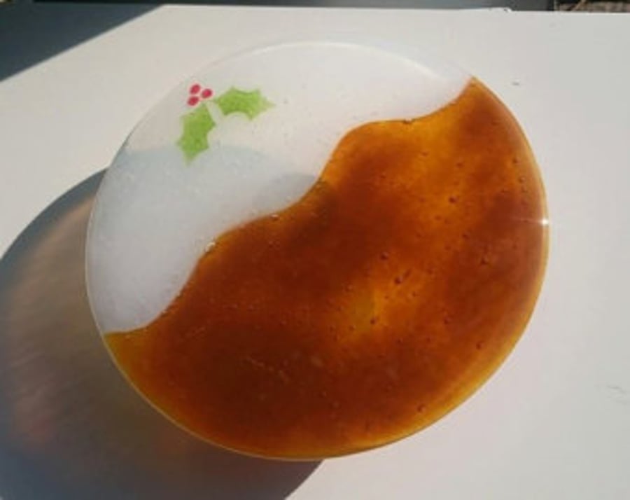 Fused Glass Christmas Pudding Cake Stand