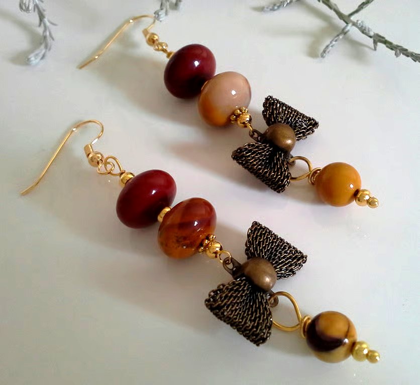 Mookite & Metal Mesh Bow Gold Plated Dangle Earrings