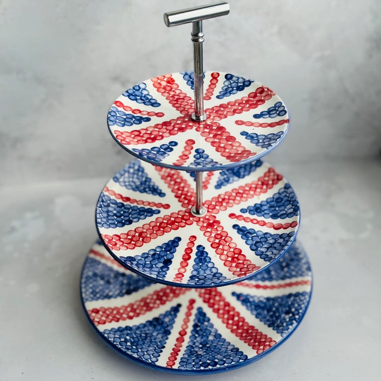Union Jack Cake Stand