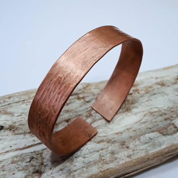 Hammered Brushed Copper Cuff Bangle (BRCUOPOV1) - UK Free Post