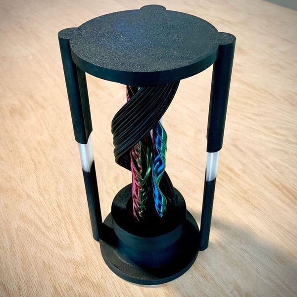 Magic Portal Desk Toy - Quad Strand Version - Multiple Colours