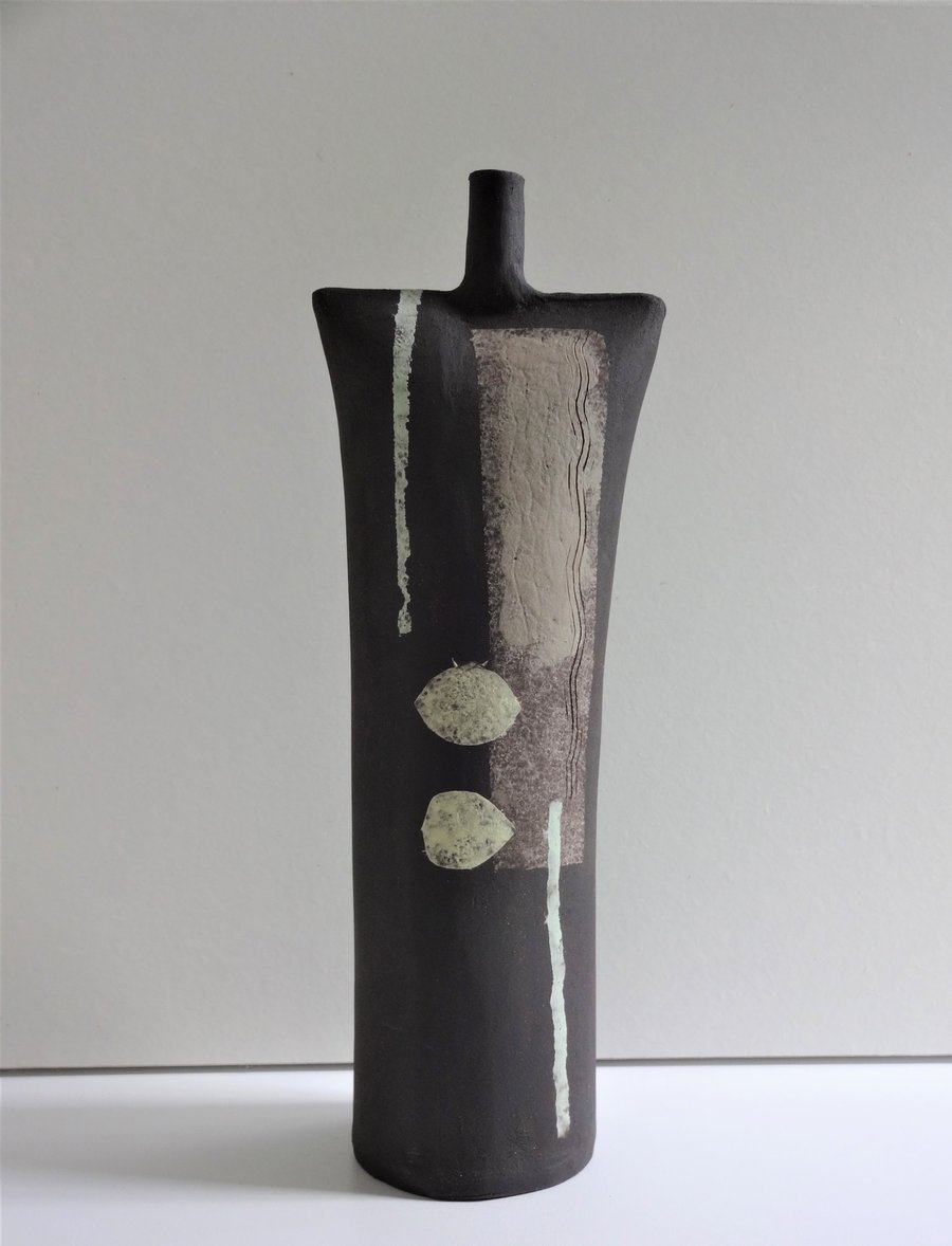 Edward - Black Sculptural Ceramic Form