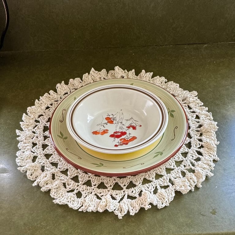 Crochet Placemat Vanilla Floral