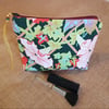 Zipped pouch: vintage floral print 