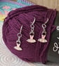 Pink dress Stitch markers  - Image 1