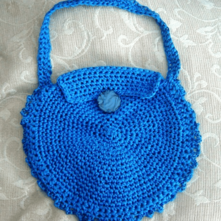 Round Shield, 1960 70's inspired Hand Crocheted Handbag.